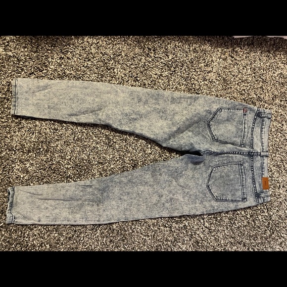 Acid washed jeans from Urban Outfitters BDG - Picture 2 of 3